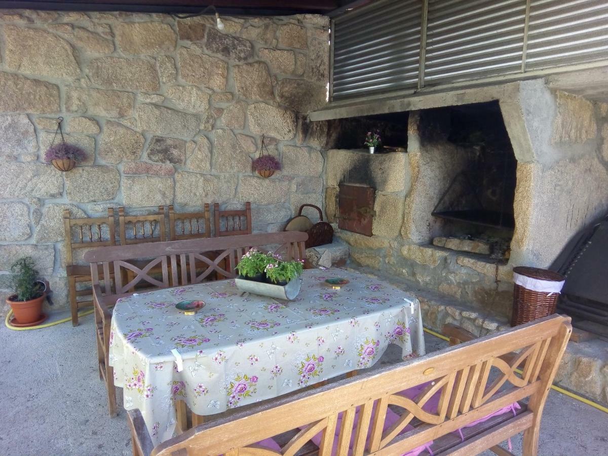 Caserio De Fontes Nogueira De Ramuin Esterno foto
